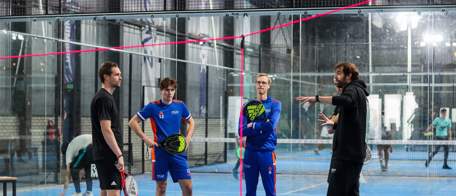 Peakz Padel Amsterdam - Kauwgomballen kwartier