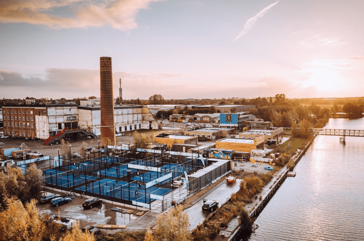 Peakz Padel Groningen - Euroborg