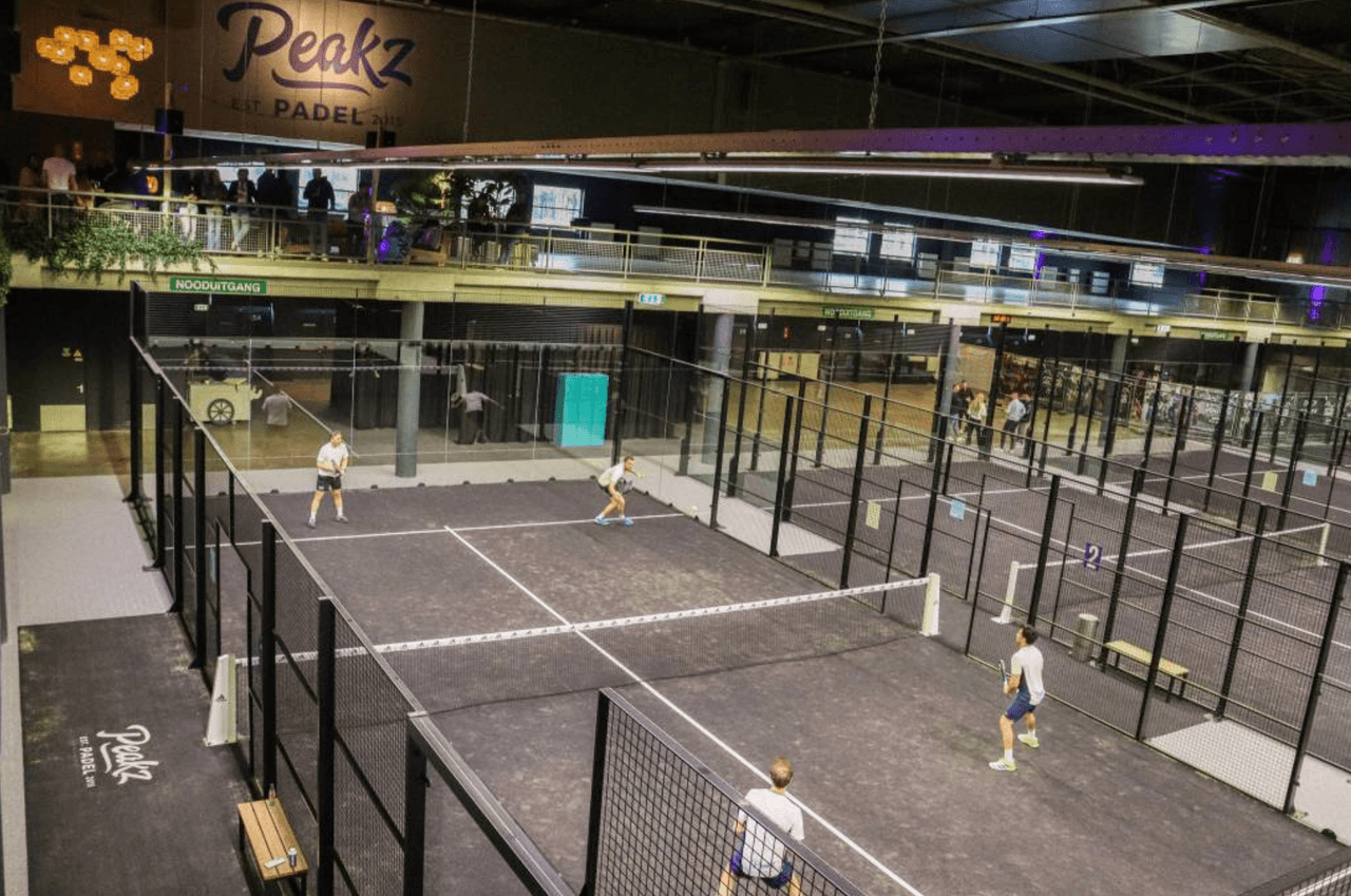 Peakz Padel Eindhoven - Vijfkamplaan